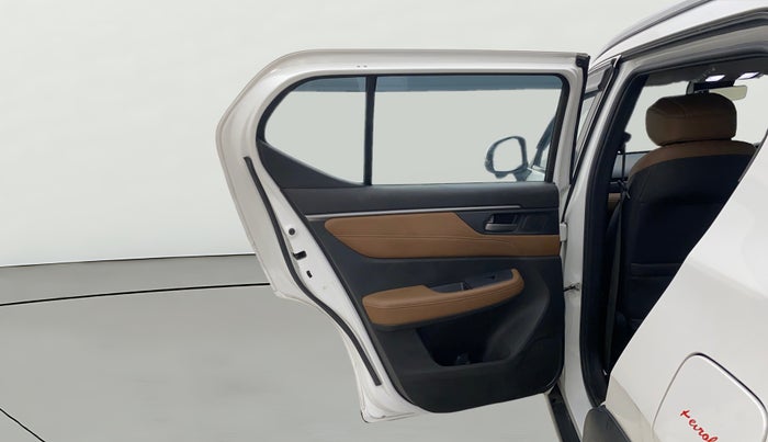 2023 Honda ELEVATE ZX CVT, Petrol, Automatic, 11,488 km, LHS Rear Door