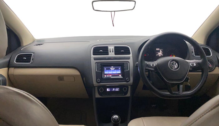 2016 Volkswagen Polo HIGHLINE1.2L, Petrol, Manual, 76,926 km, Dashboard