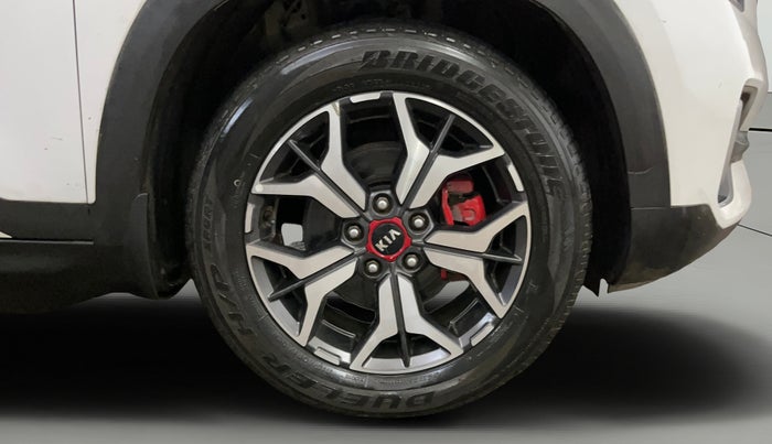 2020 KIA SELTOS GTX PLUS AT 1.5 DIESEL, Diesel, Automatic, 75,342 km, Right Front Wheel