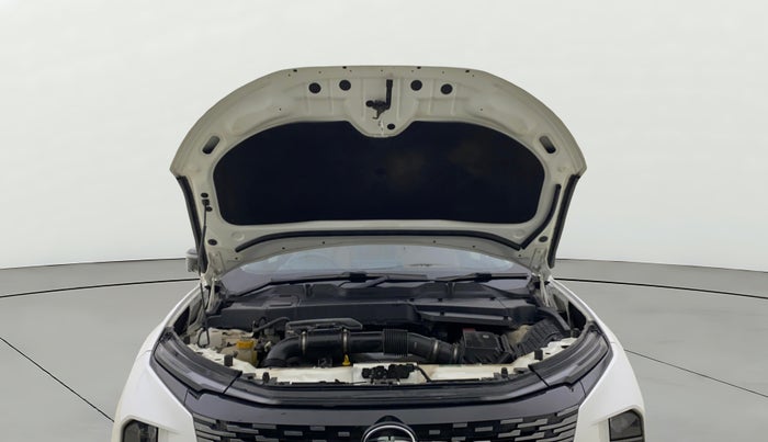 2024 Tata Safari ADVENTURE PLUS, Diesel, Manual, 29,863 km, Open Bonet