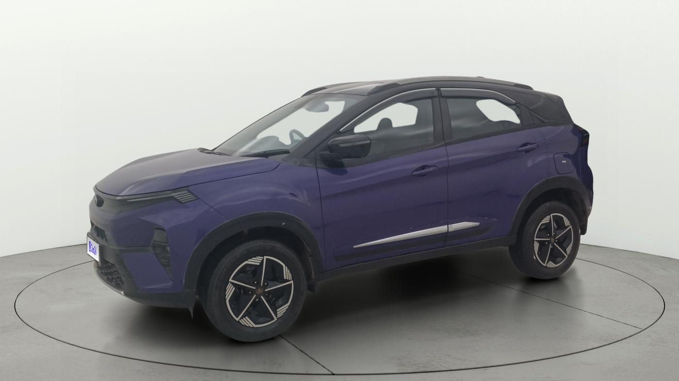 2023 Tata NEXON FEARLESS PURPLE + SUNROOF DUAL TONE 1.2 PETROL, Petrol, Manual, 25,480 km, Left Front Diagonal