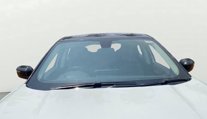 2020 Tata Harrier XZA 2.0L, Diesel, Automatic, 1,34,949 km, Front Windshield
