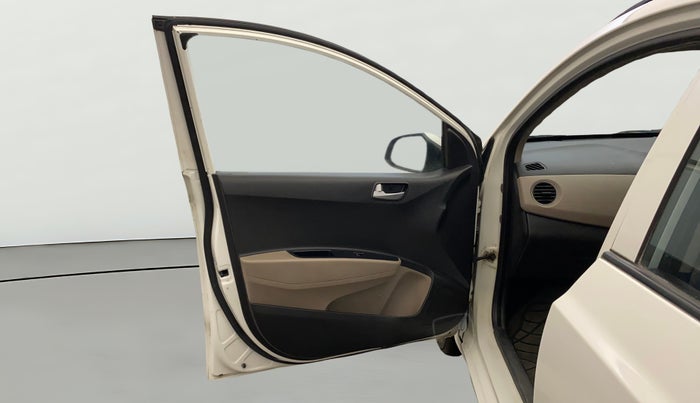 2015 Hyundai Grand i10 ASTA AT 1.2 KAPPA VTVT, Petrol, Automatic, 74,868 km, LHS Front Door