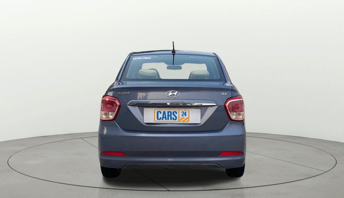 2014 Hyundai Xcent SX 1.2 (O), Petrol, Manual, 35,770 km, Back/Rear