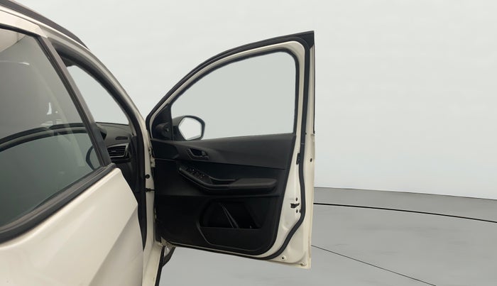 2021 Tata TIAGO NRG XZ MT, Petrol, Manual, 30,503 km, RHS Front Door