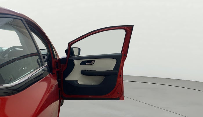 2023 Tata ALTROZ XZ PLUS O SUNROOF CNG, CNG, Manual, 30,355 km, RHS Front Door