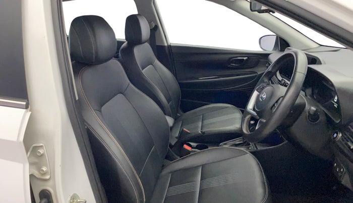 2022 Hyundai NEW I20 ASTA (O) 1.0 TURBO GDI DCT, Petrol, Automatic, 41,669 km, Right Side Front Door Cabin