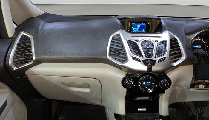 2014 Ford Ecosport TITANIUM 1.0L ECOBOOST, Petrol, Manual, 1,06,819 km, Air Conditioner