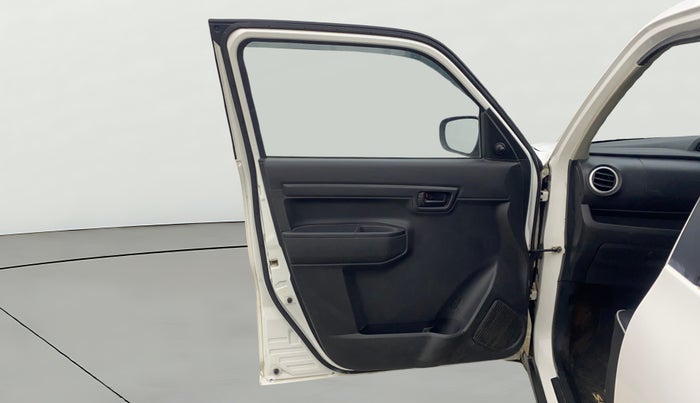 2020 Maruti S PRESSO VXI+, Petrol, Manual, 67,633 km, LHS Front Door