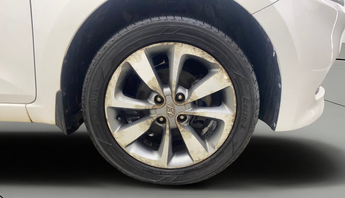 2017 Hyundai Elite i20 ASTA 1.2 DUAL TONE, Petrol, Manual, 90,554 km, Right Front Wheel