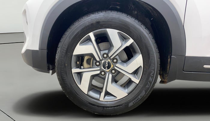 2022 KIA SONET HTX 1.5 AT, Diesel, Automatic, 1,27,467 km, Left Front Wheel