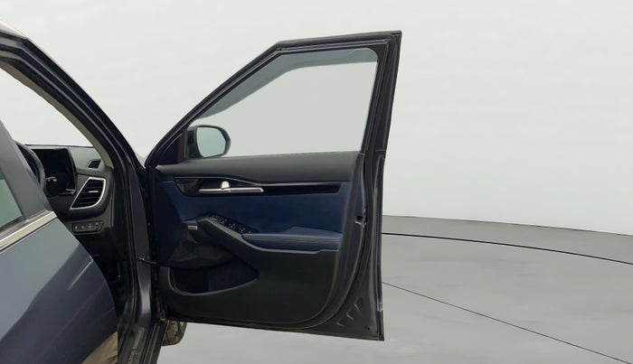 2022 KIA SELTOS X LINE 1.4 PETROL DCT, Petrol, Automatic, 60,197 km, RHS Front Door