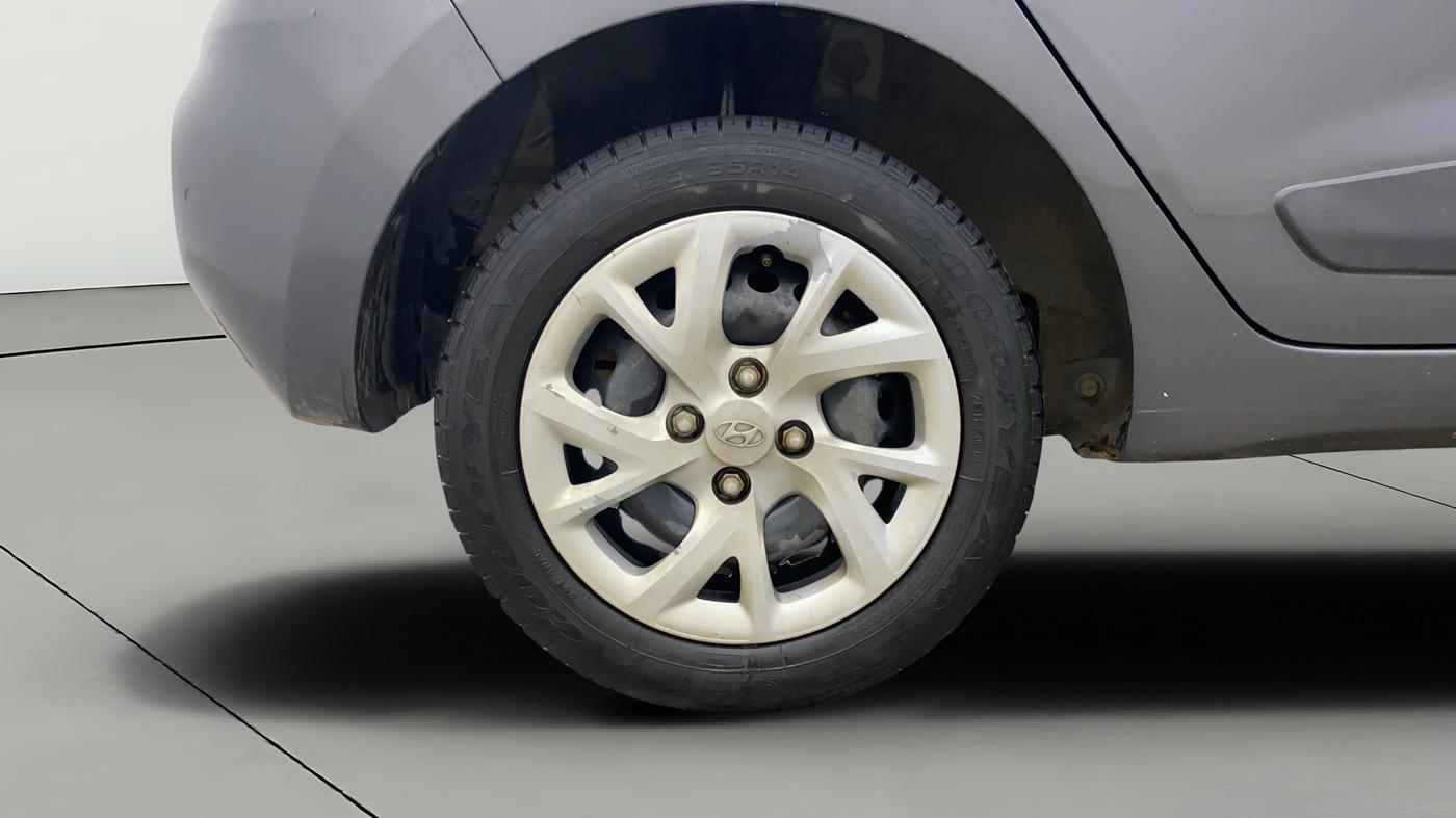 2020 Hyundai Grand i10 SPORTZ 1.2 KAPPA VTVT, Petrol, Manual, 34,779 km, Right Rear Wheel