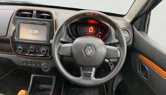 2017 Renault Kwid CLIMBER 1.0, Petrol, Manual, 70,742 km, Steering Wheel Close Up