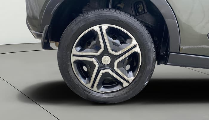2022 Tata NEXON XM SUNROOF PETROL, Petrol, Manual, 52,446 km, Right Rear Wheel