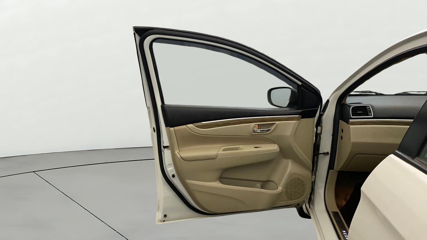 2023 Maruti Ciaz ZETA AT 1.5  SHVS PETROL, Petrol, Automatic, 20,729 km, LHS Front Door