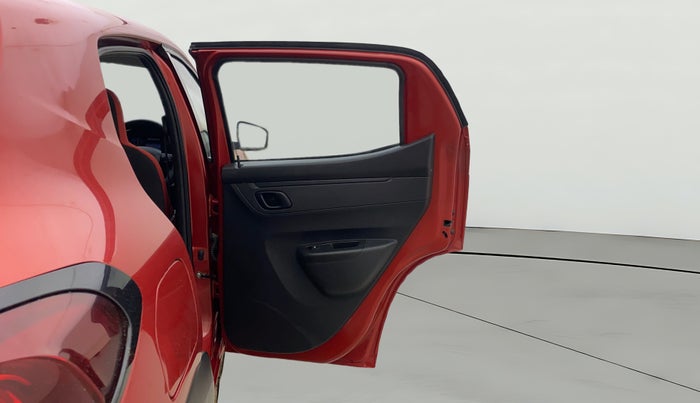 2023 Renault Kwid RXT 1.0 AMT, Petrol, Automatic, 1,292 km, RHS Rear Door