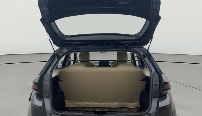 2021 Tata ALTROZ XE PETROL, Petrol, Manual, 30,527 km, Boot Open Zoomed View