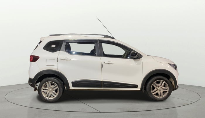 2022 Renault TRIBER RXZ, Petrol, Manual, 14,616 km, Right Side View