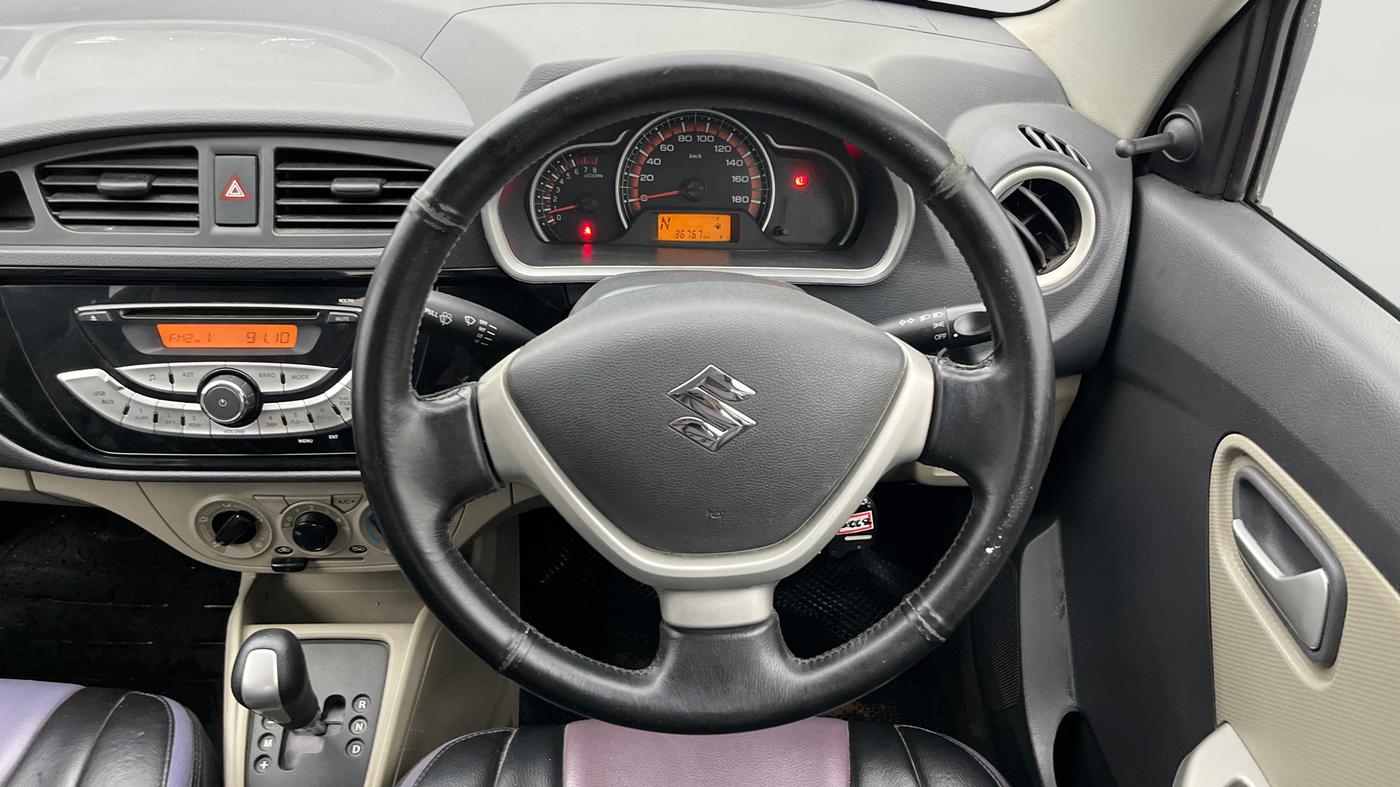 2016 Maruti Alto K10 VXI AMT, Petrol, Automatic, 36,767 km, Steering Wheel Close Up