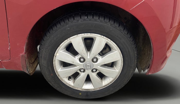 2014 Hyundai Xcent S 1.2, Petrol, Manual, 26,454 km, Right Front Wheel