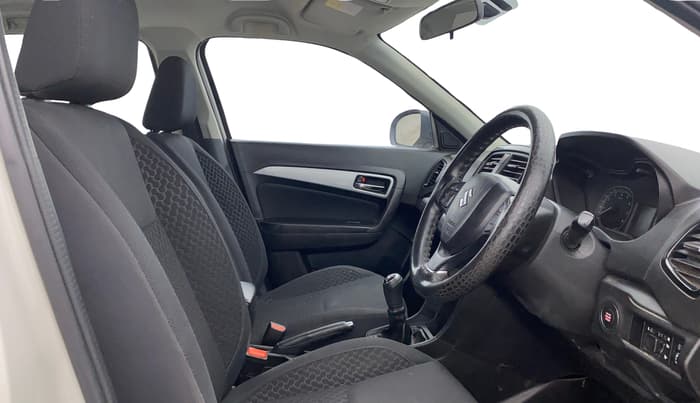 2022 Maruti Vitara Brezza ZXI, Petrol, Manual, 29,185 km, Right Side Front Door Cabin