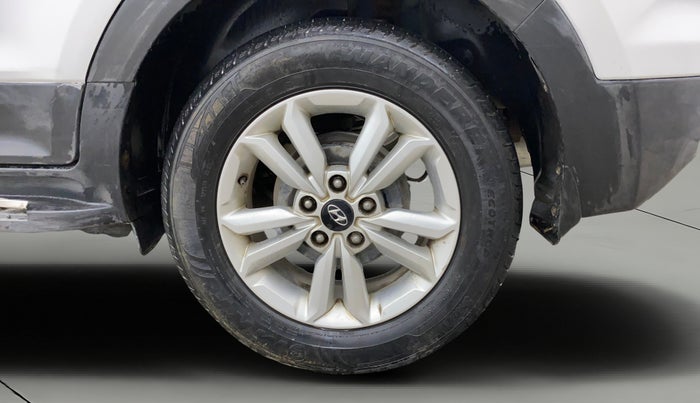2016 Hyundai Creta SX PLUS 1.6 PETROL, Petrol, Manual, 84,413 km, Left Rear Wheel