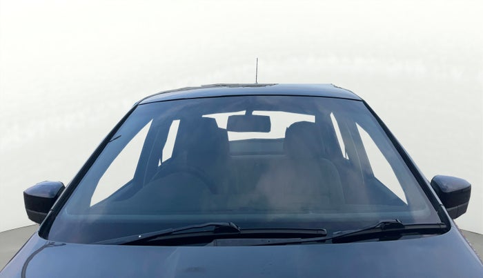 2013 Skoda Rapid ELEGANCE 1.6 MPI AT, CNG, Automatic, 82,117 km, Front Windshield