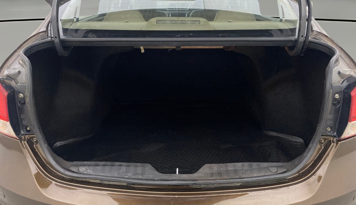 2016 Maruti Ciaz ZXI+, Petrol, Manual, 98,184 km, Boot Open Zoomed View