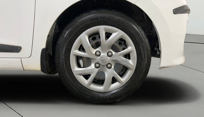 2019 Hyundai Grand i10 MAGNA 1.2 KAPPA VTVT, Petrol, Manual, 66,311 km, Right Front Wheel