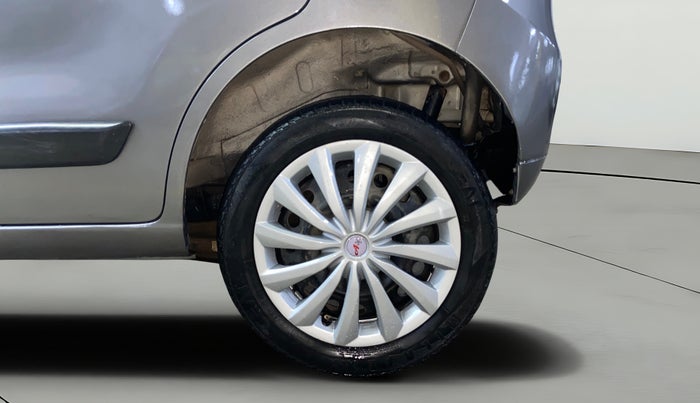 2014 Maruti Wagon R 1.0 VXI, Petrol, Manual, 68,249 km, Left Rear Wheel