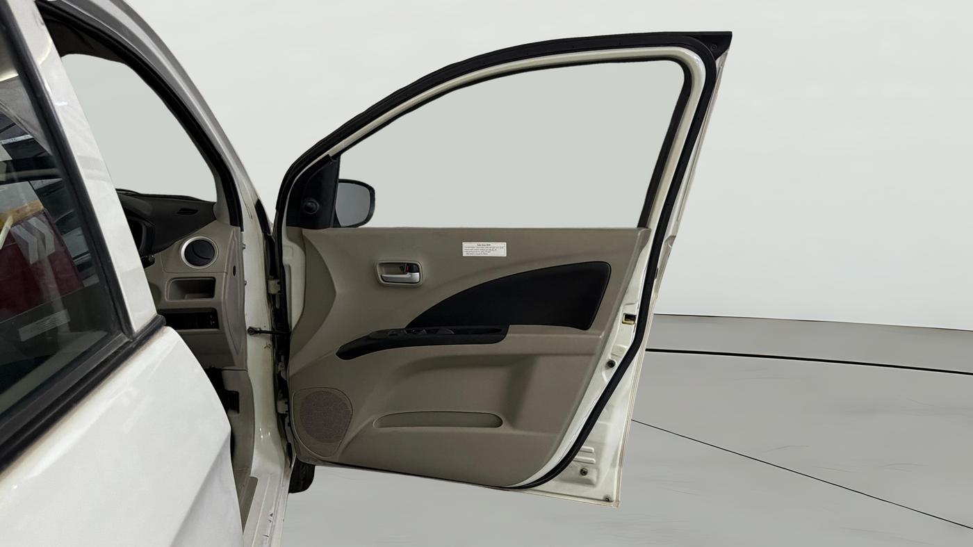 2014 Maruti Celerio VXI AMT, Petrol, Automatic, 70,634 km, RHS Front Door
