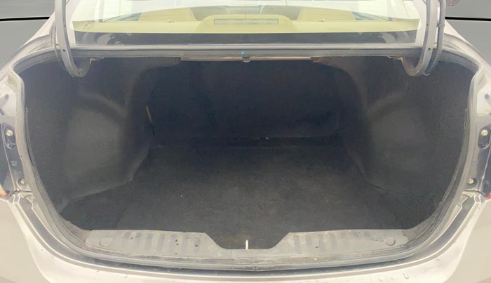 2016 Maruti Ciaz ZXI AT, Petrol, Automatic, 98,888 km, Boot Open Zoomed View