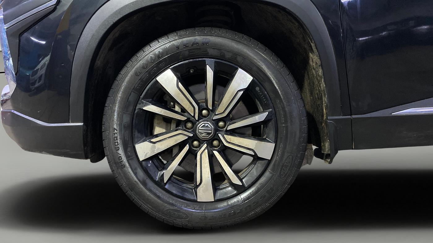 2020 MG HECTOR SHARP 1.5 DCT PETROL, Petrol, Automatic, 30,931 km, Left Front Wheel