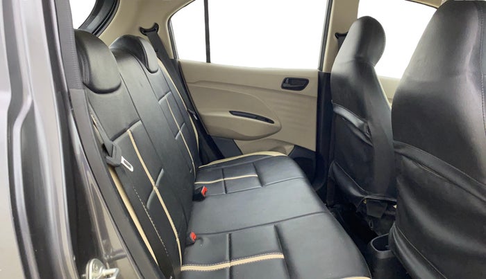 2022 Hyundai NEW SANTRO MAGNA, Petrol, Manual, 32,311 km, Right Side Rear Door Cabin