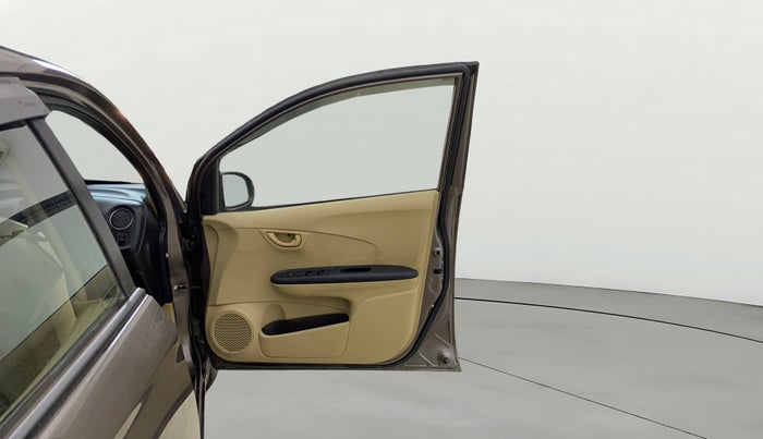 2015 Honda Brio S MT, Petrol, Manual, 47,790 km, RHS Front Door