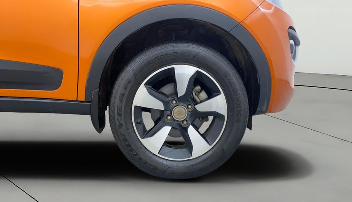 2019 Tata NEXON XZA PLUS PETROL, Petrol, Automatic, 40,422 km, Right Front Wheel