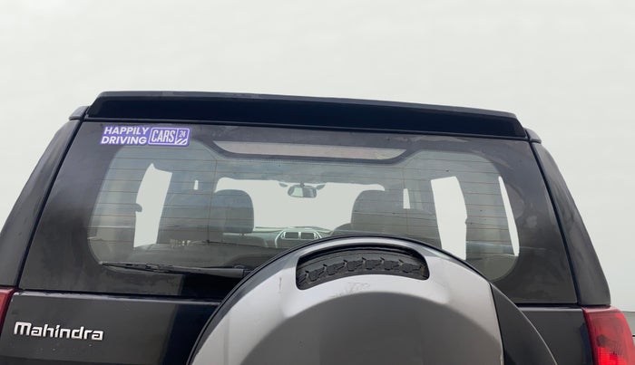 2018 Mahindra TUV300 T10, Diesel, Manual, 99,305 km, Rear Windshield