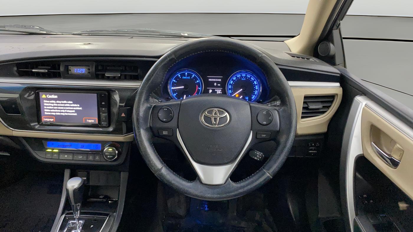 2014 Toyota Corolla Altis VL CVT PETROL, Petrol, Automatic, 1,32,528 km, Steering Wheel Close Up