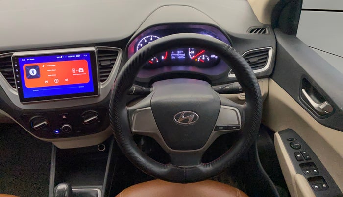 2017 Hyundai Verna 1.6 E PETROL, Petrol, Manual, 48,337 km, Steering Wheel Close Up