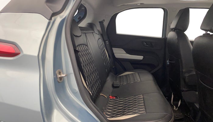 2024 Tata PUNCH ACCOMPLISHED DAZZLE SUNROOF CNG MT, CNG, Manual, 39,700 km, Third Seat Row ( optional )