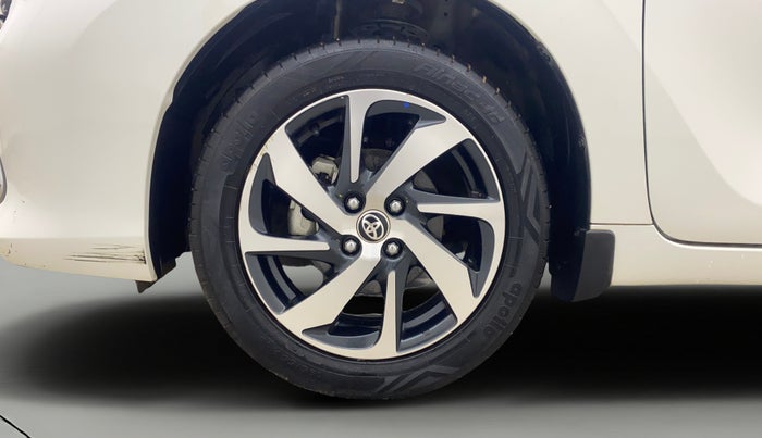 2023 Toyota Glanza V AMT, Petrol, Automatic, 29,377 km, Left Front Wheel