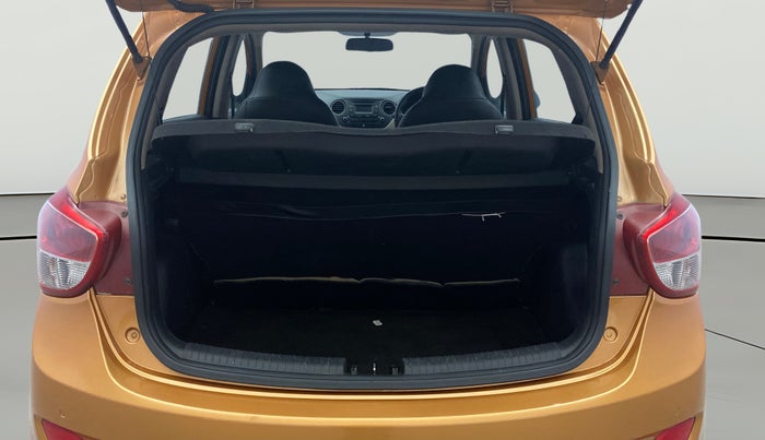 2016 Hyundai Grand i10 SPORTZ 1.2 KAPPA VTVT, Petrol, Manual, 45,125 km, Boot Open Zoomed View