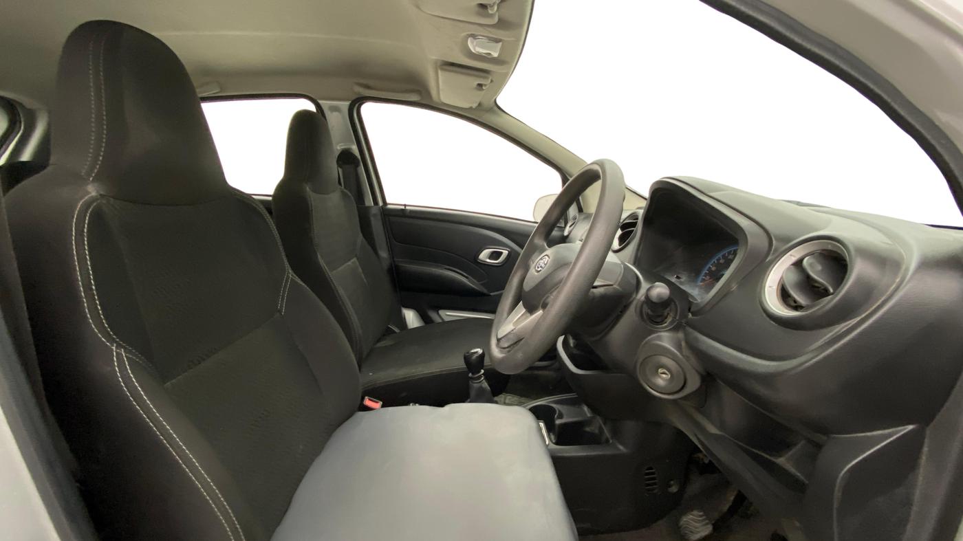 2019 Datsun Redi Go T (O), Petrol, Manual, 38,330 km, Right Side Front Door Cabin