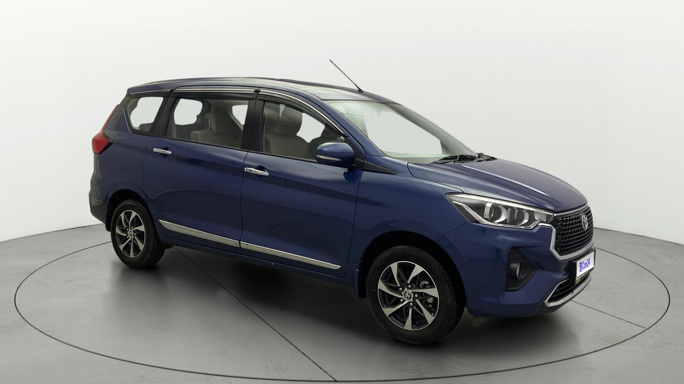 2024 Toyota RUMION  V MT , Petrol, Manual, 10,286 km, Right Front Diagonal