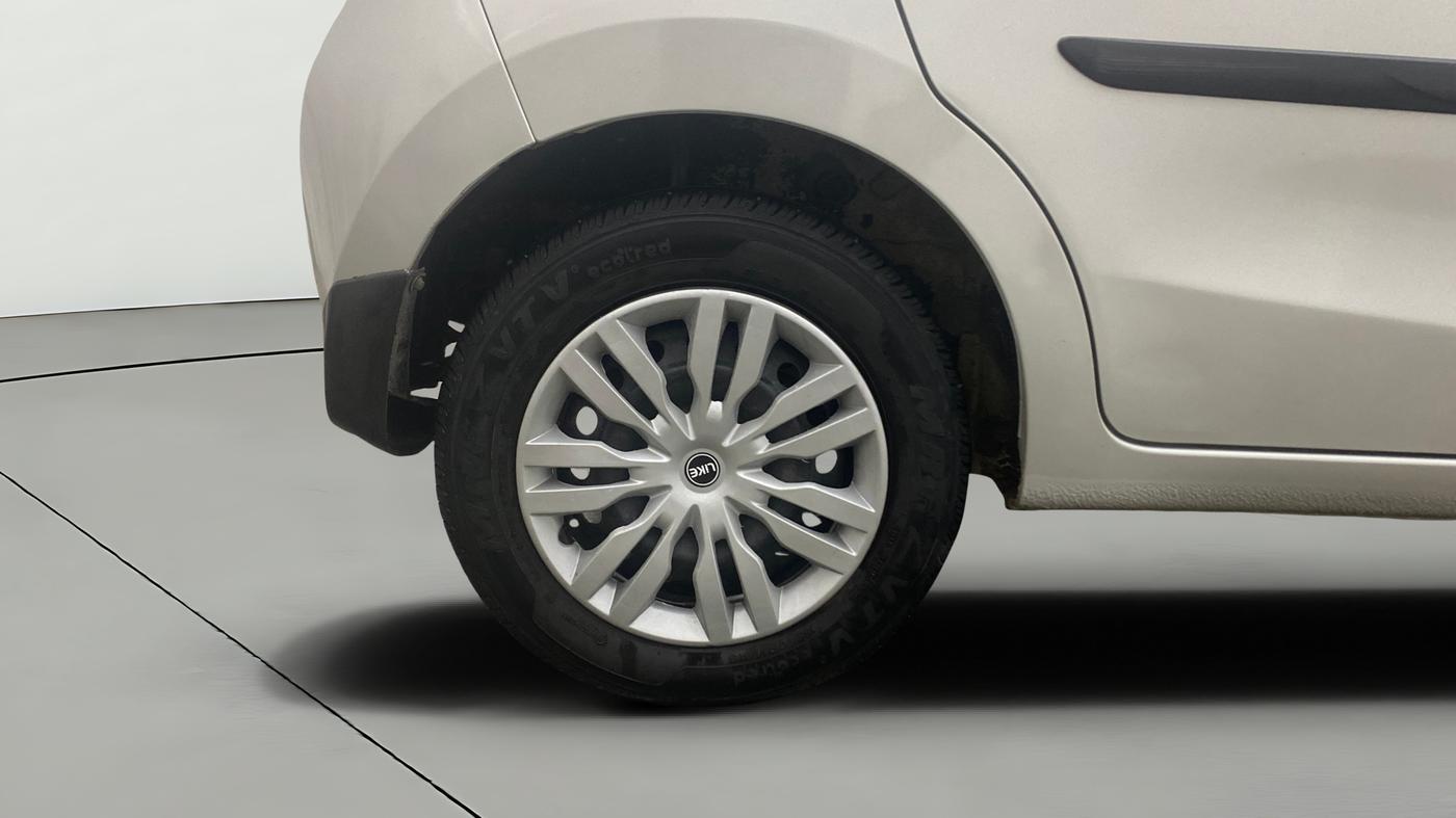 2017 Maruti Celerio ZXI, Petrol, Manual, 1,44,686 km, Right Rear Wheel