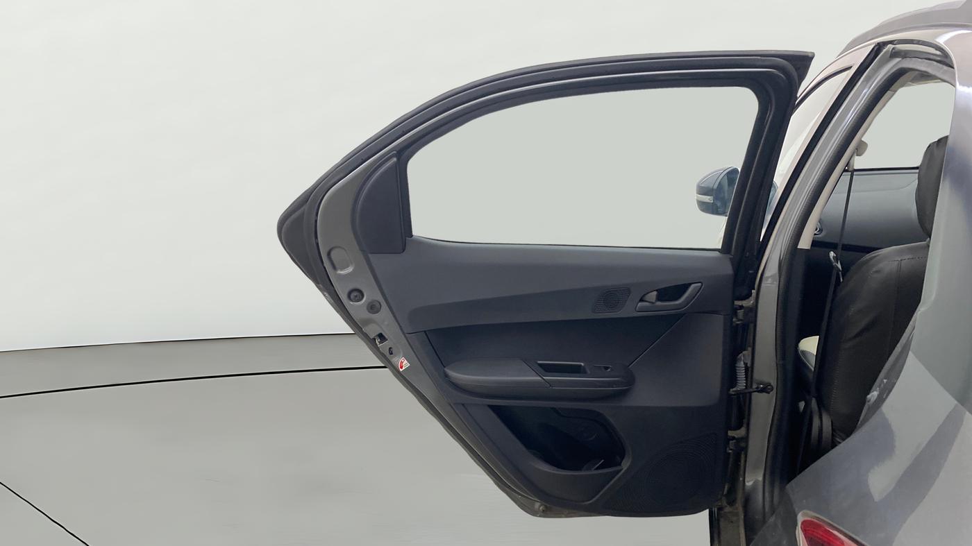 2022 Tata TIAGO NRG XT MT, Petrol, Manual, 3,954 km, LHS Rear Door
