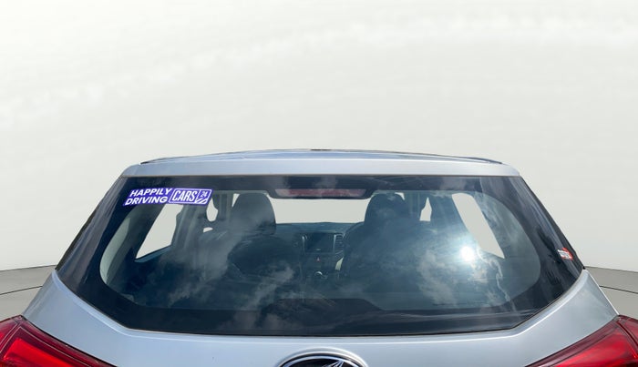 2020 Mahindra XUV300 W4 1.2 PETROL, Petrol, Manual, 29,751 km, Rear Windshield