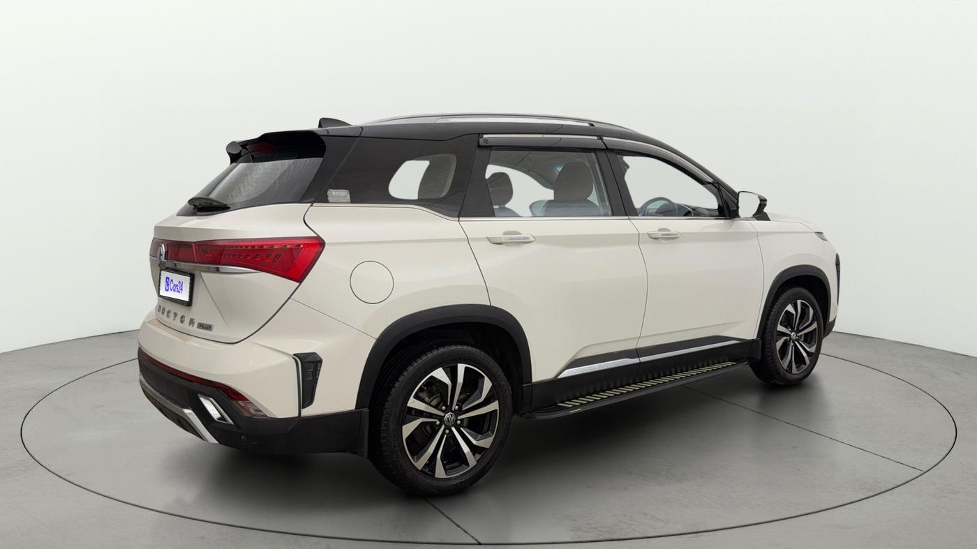 2024 MG HECTOR PLUS SHARP PRO 1.5 PETROL TURBO CVT 6 STR, Petrol, Automatic, 37,281 km, Right Back Diagonal