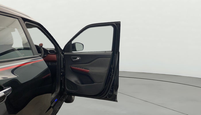 2023 Nissan MAGNITE XV RED EDITION, Petrol, Manual, 12,568 km, RHS Front Door